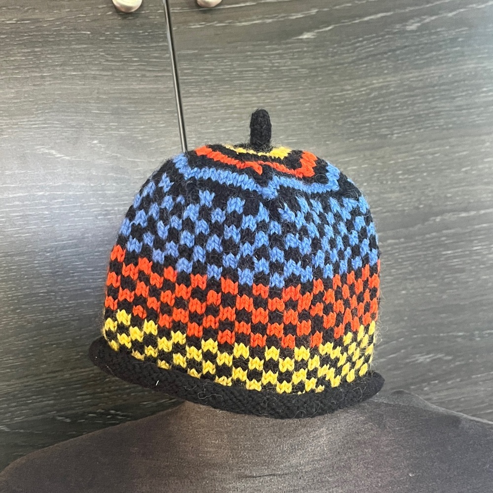 New Racetrack Wool Handknit Toque Childs Size 10” plus Diameter & 8.5” Length